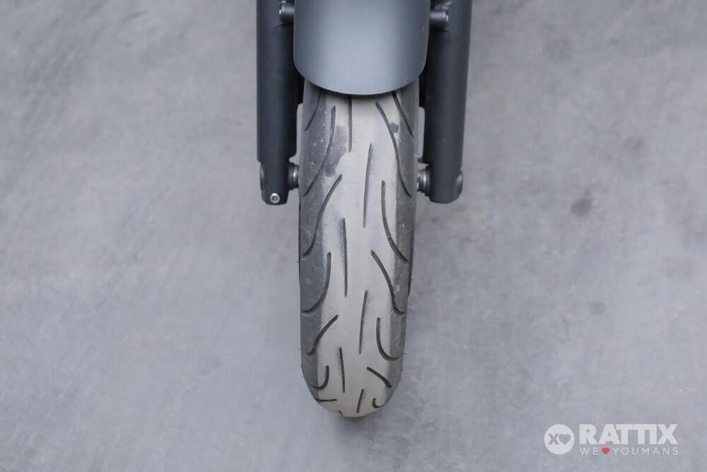 Yamaha XJR 1300 (2015 - 17) (10)