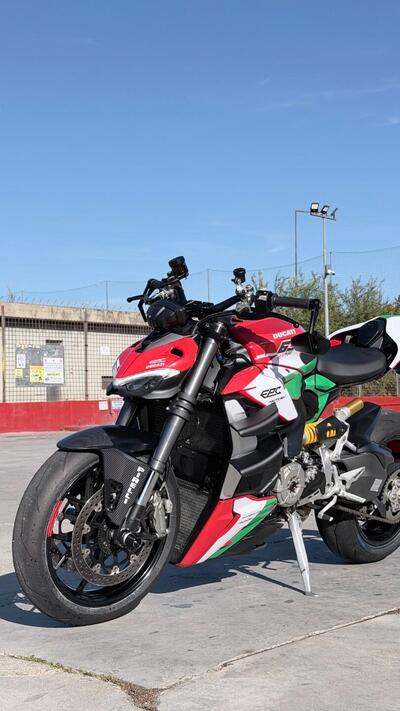 Ducati Streetfighter V2 (2022 - 24) usata