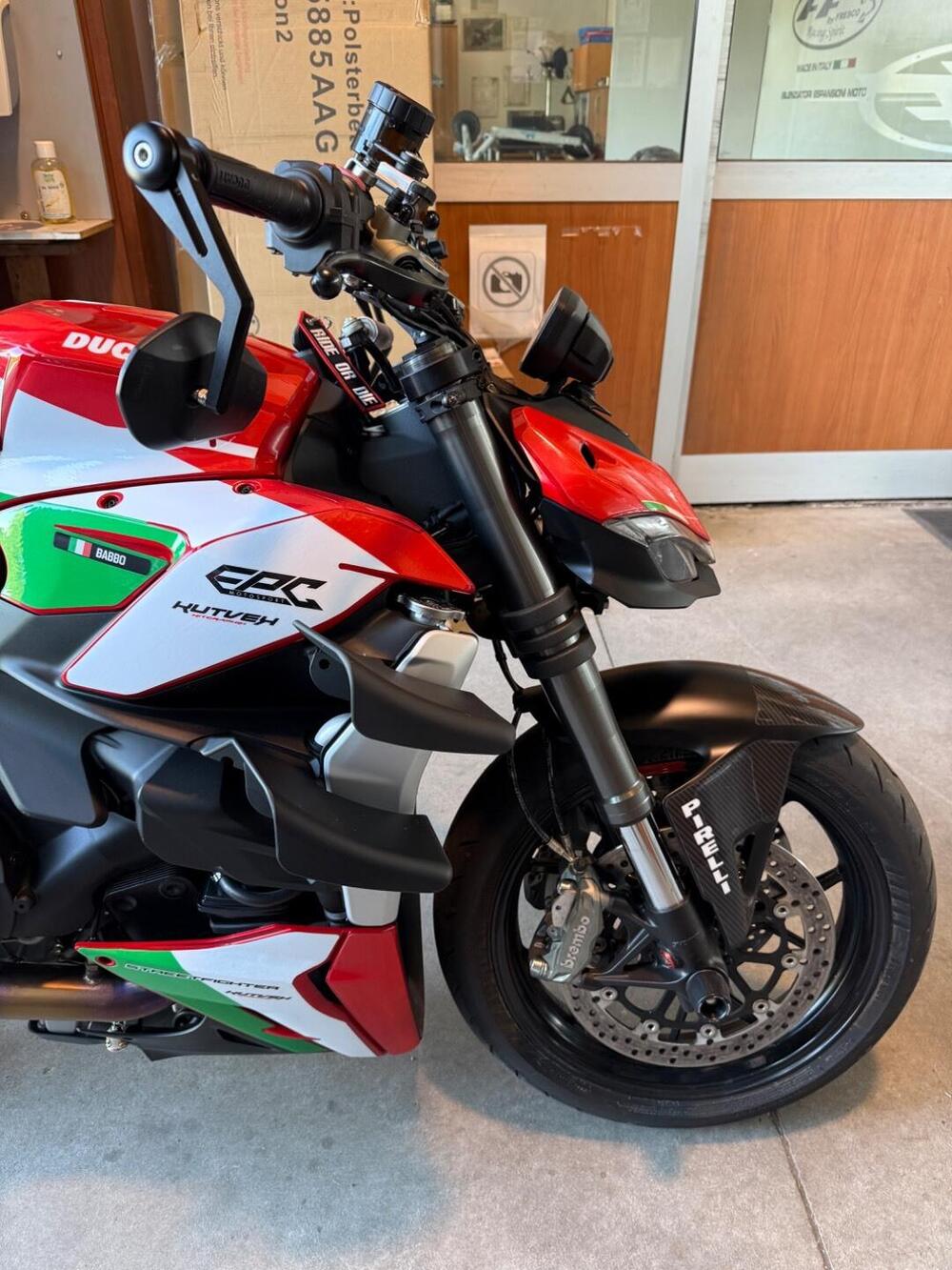 Ducati Streetfighter V2 (2022 - 24) (7)