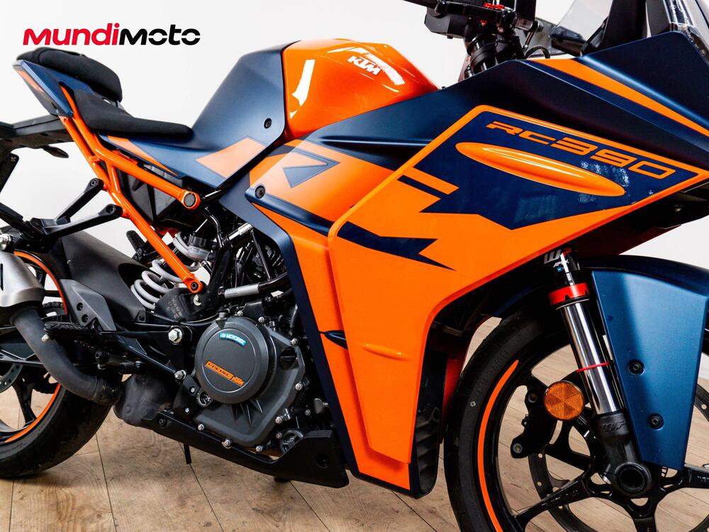 KTM RC 390 (2022 - 26) (5)
