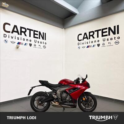 Triumph Daytona 660 (2024 - 26) usata