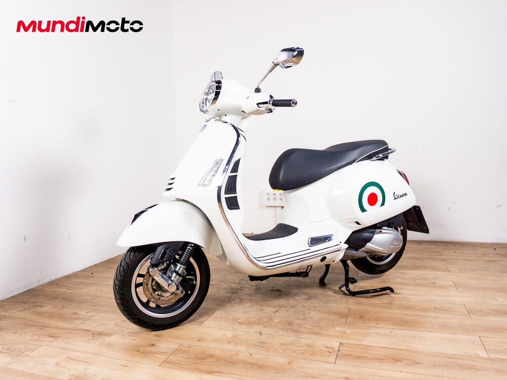 Vespa GTS 300 Super ABS (2014 - 16) (6)