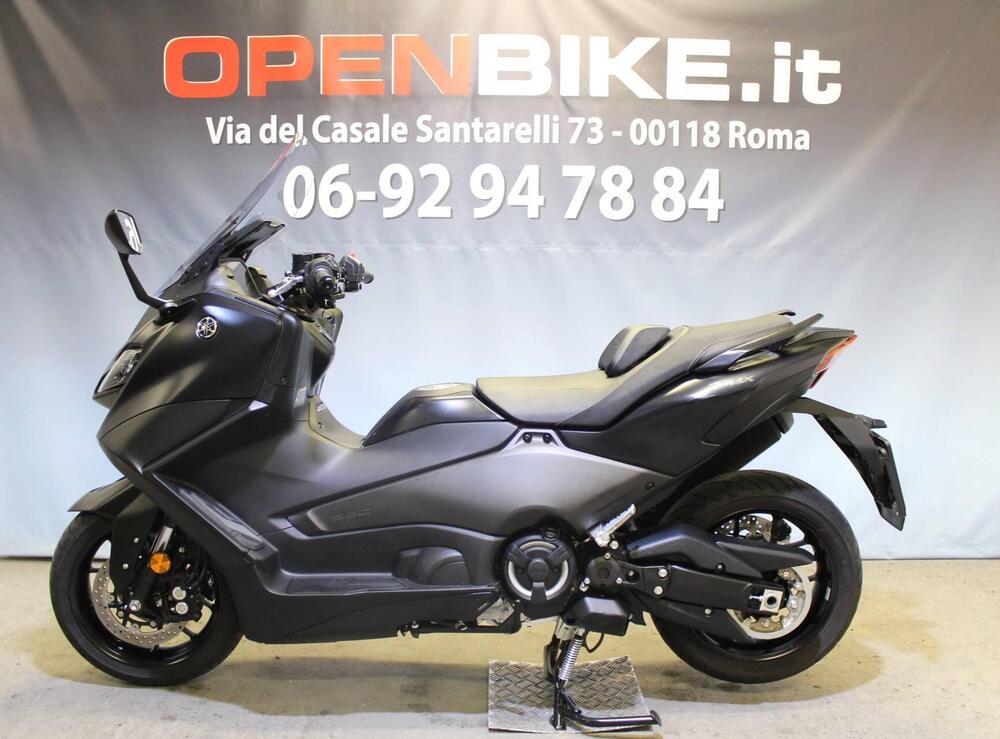 Yamaha T-Max 560 (2022 - 24) (2)