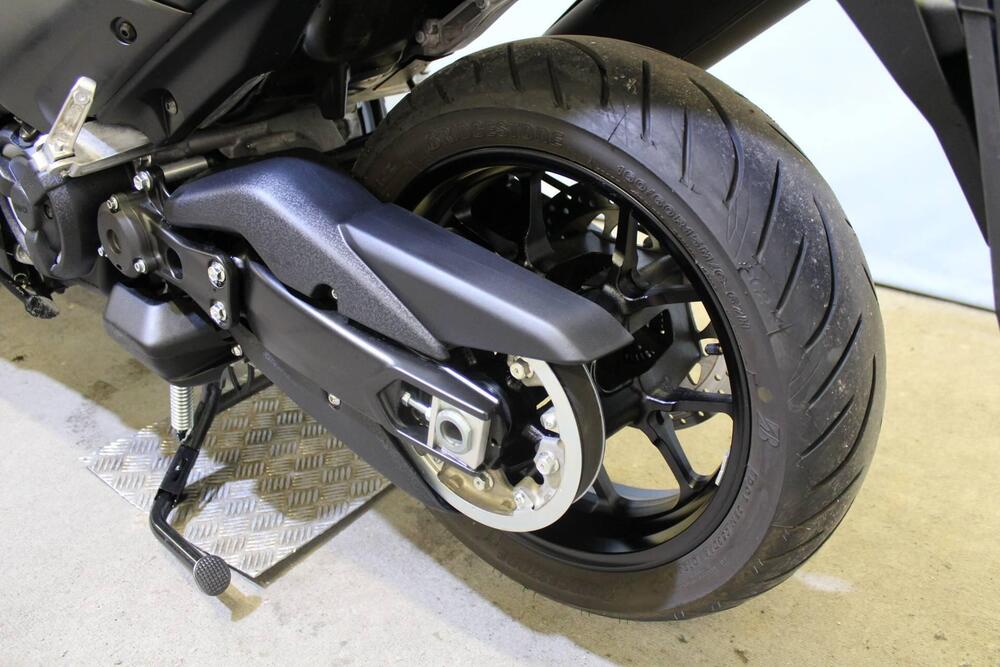 Yamaha T-Max 560 (2022 - 24) (15)