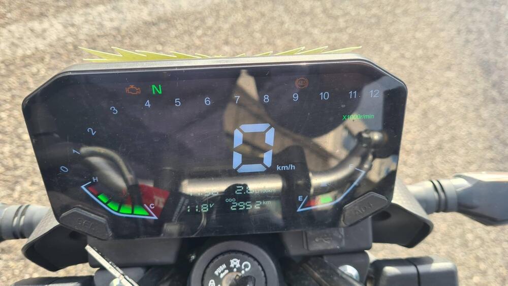 Voge Brivido 125R (2023 - 26) (7)