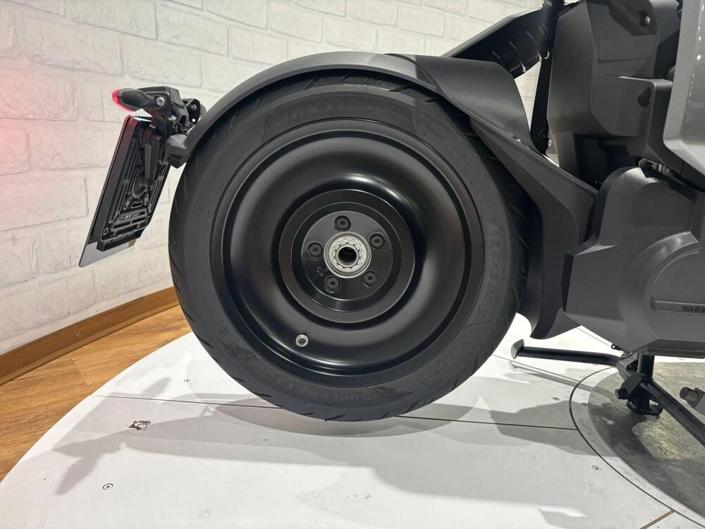 Bmw CE 04 (2021 - 25) (15)