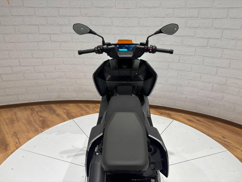 Bmw CE 04 (2021 - 25) (8)