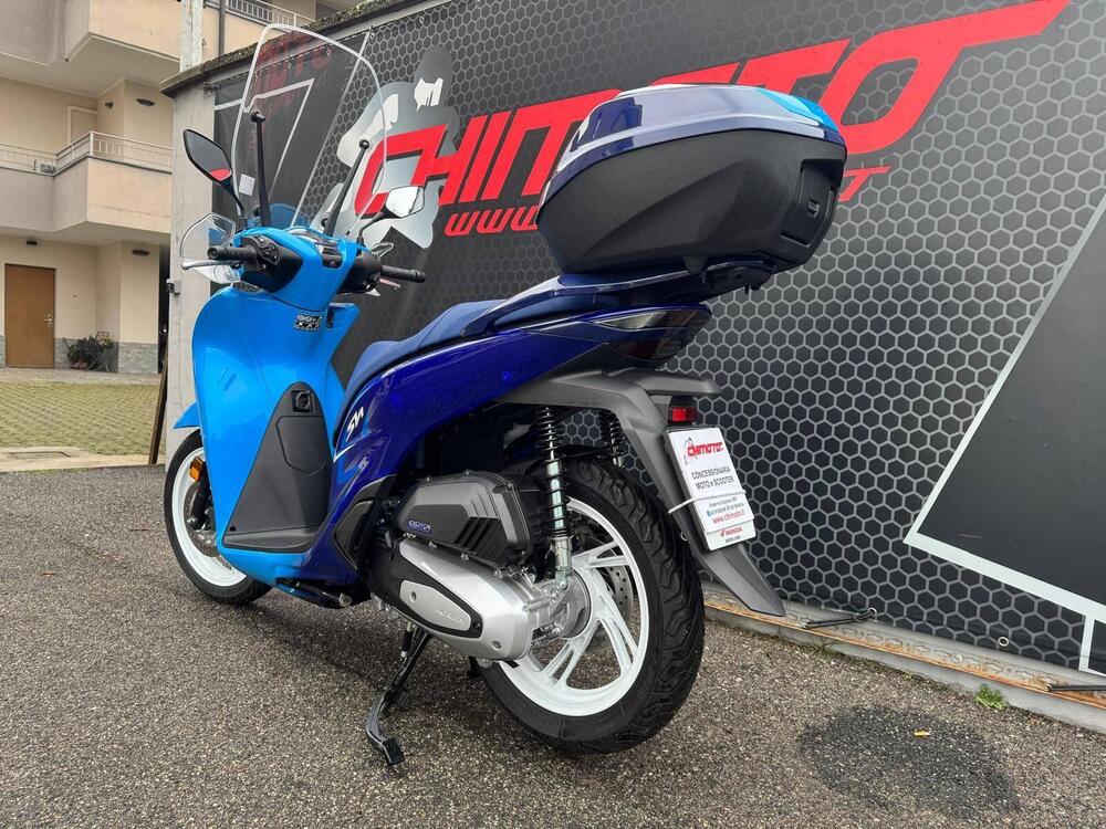 Honda SH 125i (2024 - 25) (4)