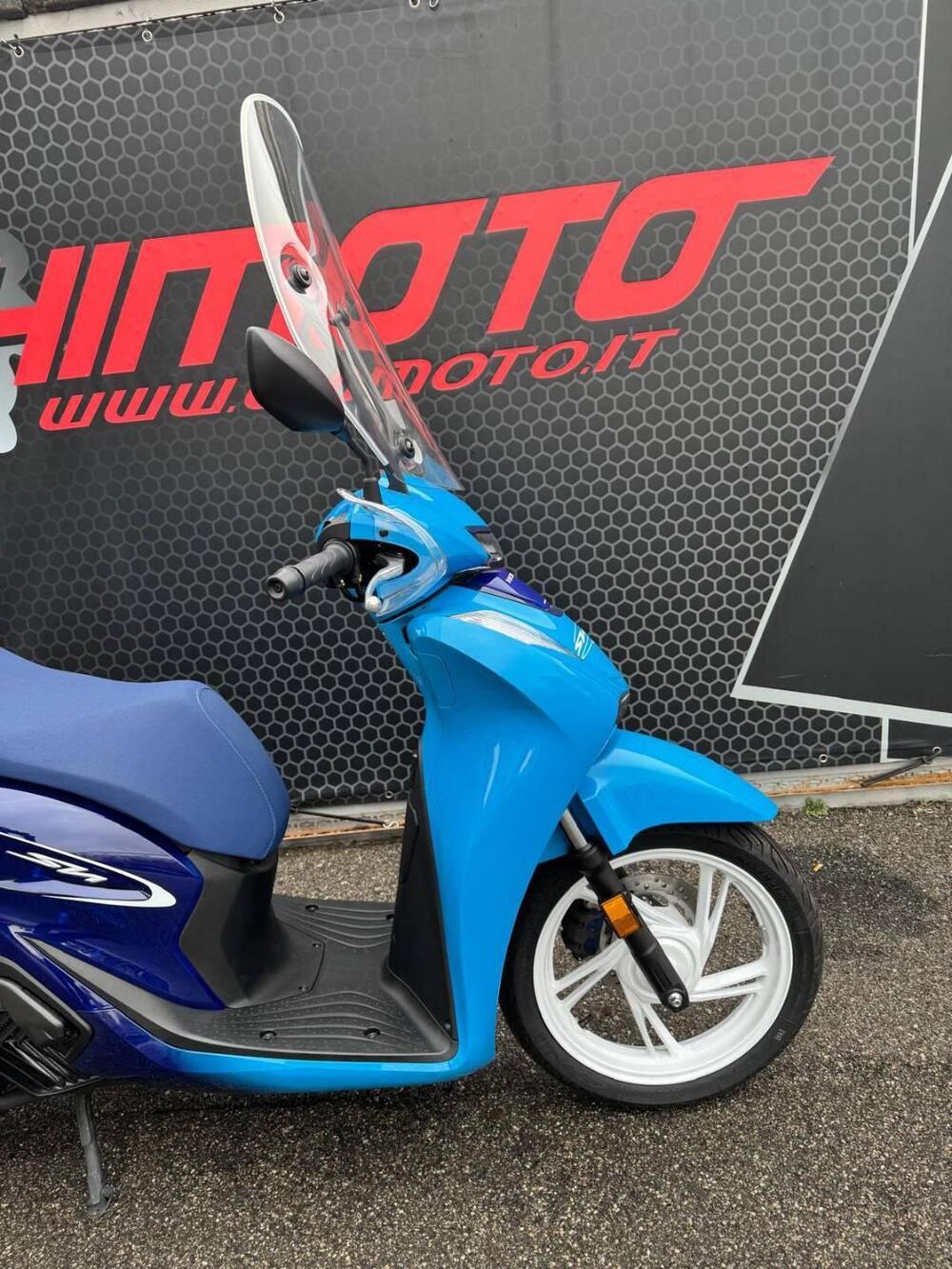 Honda SH 125i (2024 - 25) (15)