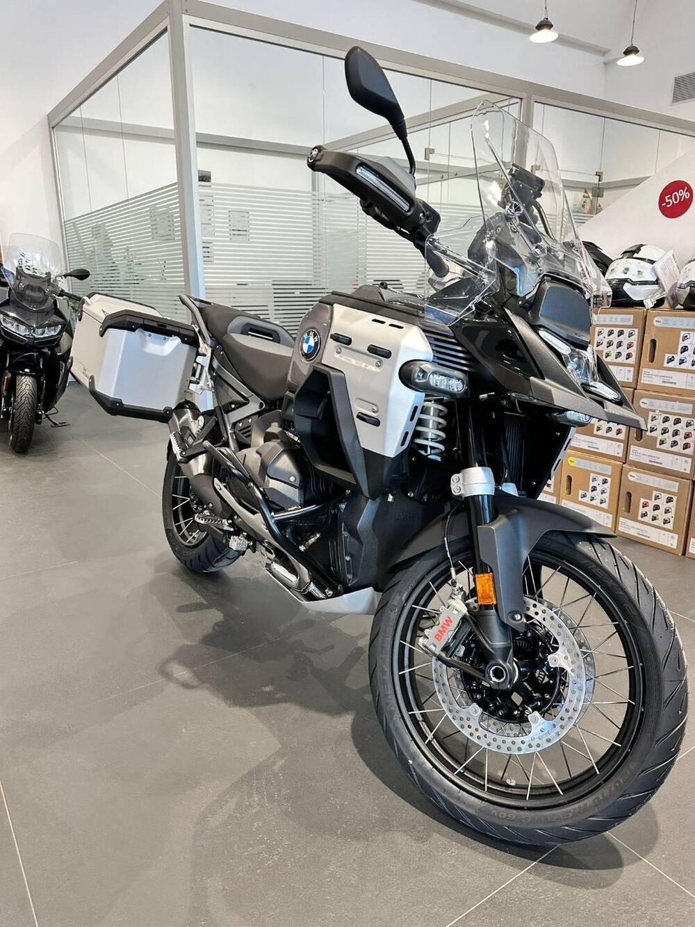 Bmw R 1300 GS Adventure Triple Black (2025 - 26) (2)