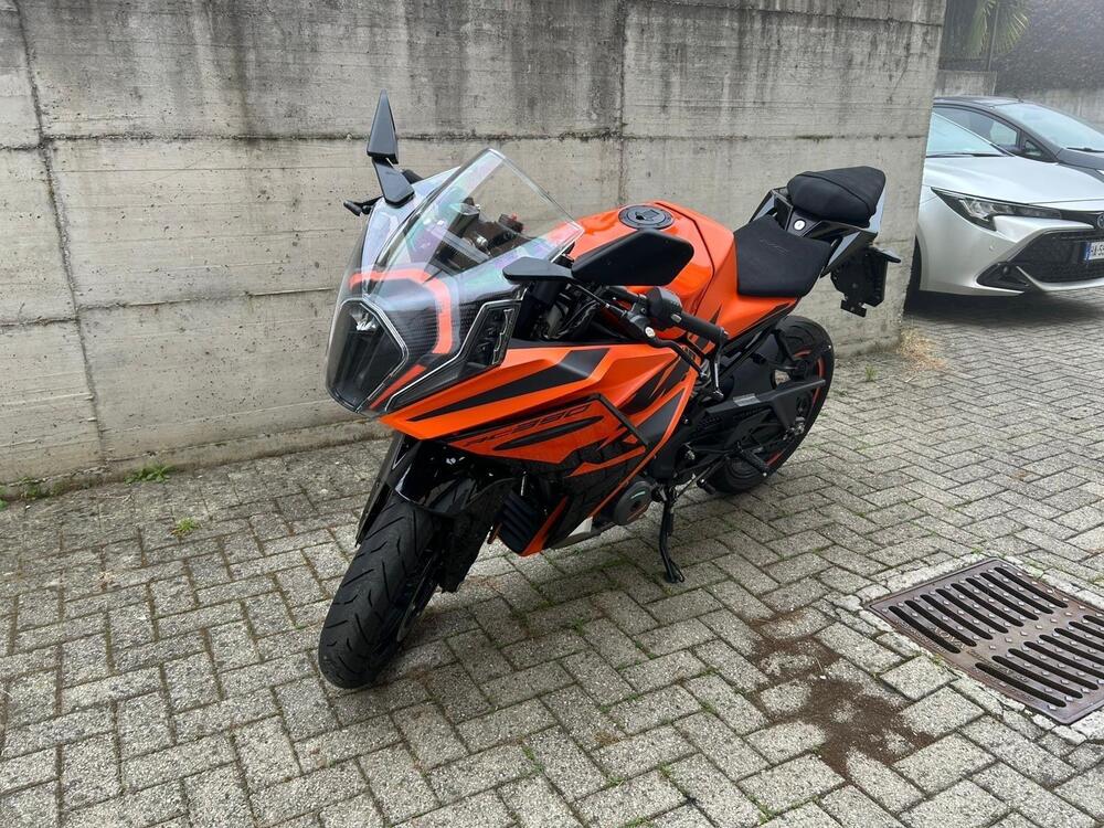 KTM RC 390 (2022 - 26) (5)