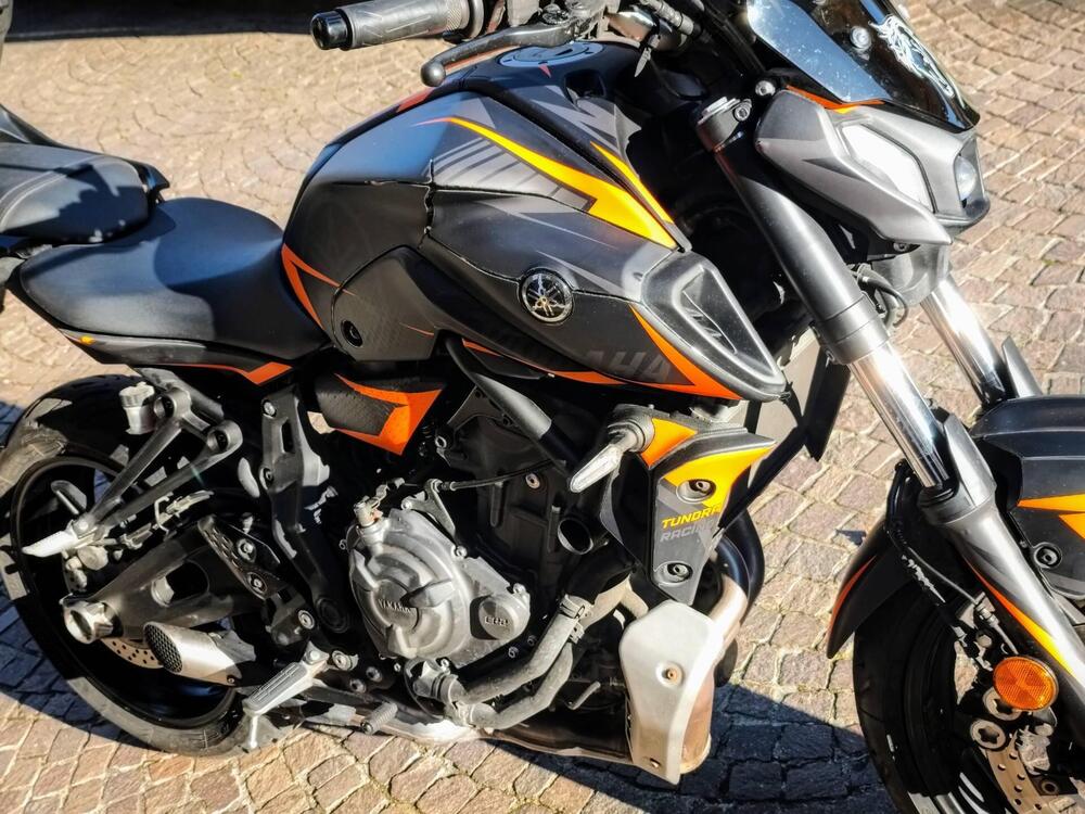 Yamaha MT-07 Pure (2023 - 25) (5)