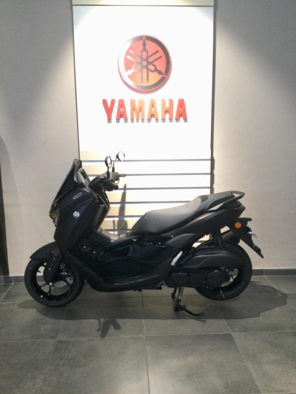 Yamaha N-Max 125 Tech Max (2025 - 26) (2)