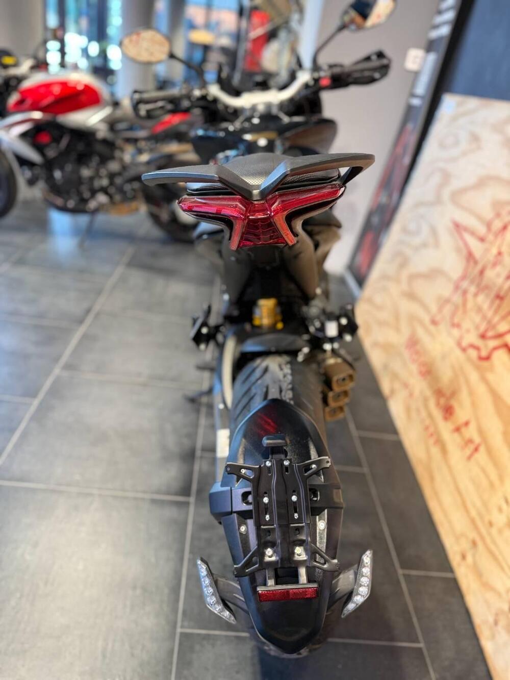 MV Agusta Turismo Veloce 800 R (2023 - 26) (9)