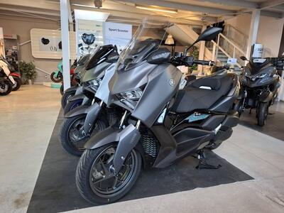 Yamaha X-Max 300 Tech Max (2025 - 26) nuova