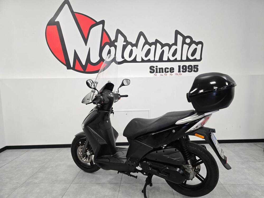 Kymco Agility 125 R16 (2008 - 17) (4)