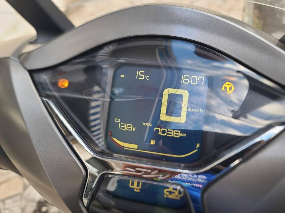 Honda SH 350 (2021 - 24) (9)