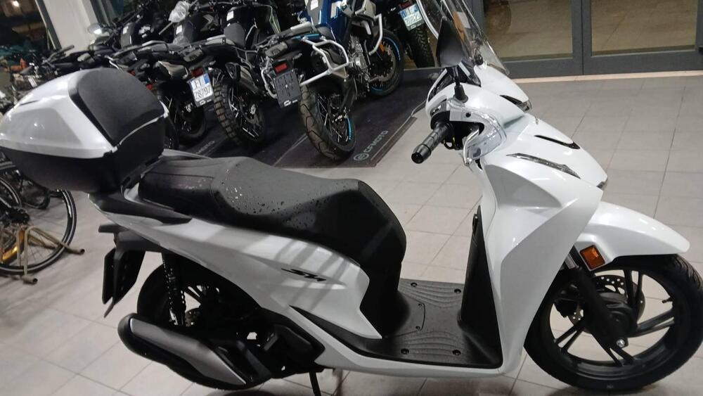 Honda SH 125 (2026) (3)