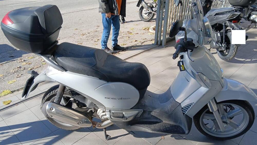 Aprilia Scarabeo 250 (2006 - 11) (3)