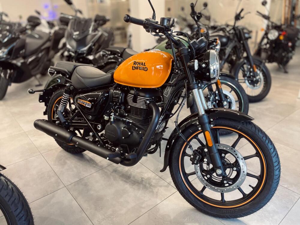 Royal Enfield Meteor 350 (2021 - 26) (2)