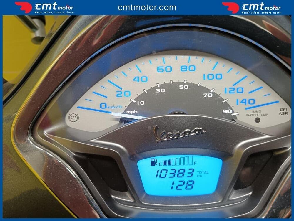 Vespa GTS 300 ABS (2014 - 16) (5)