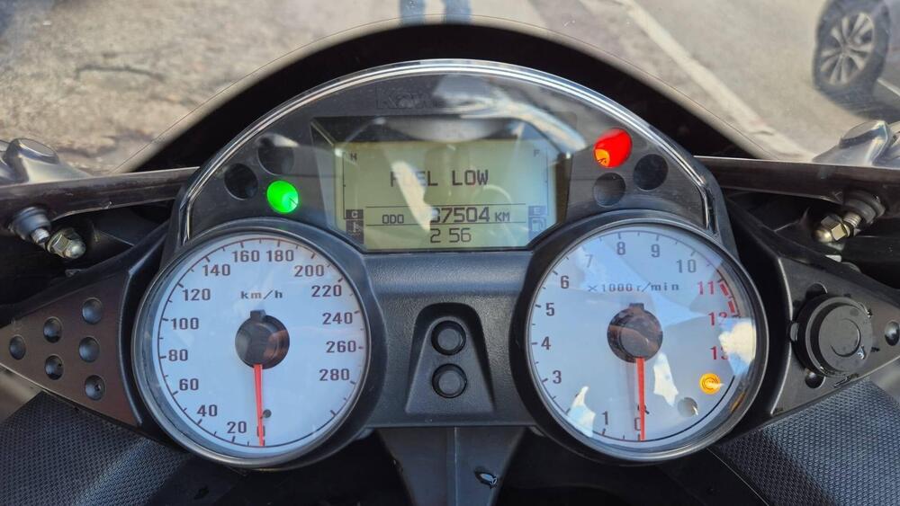 Kawasaki ZZR 1400 (2006 - 11) (6)