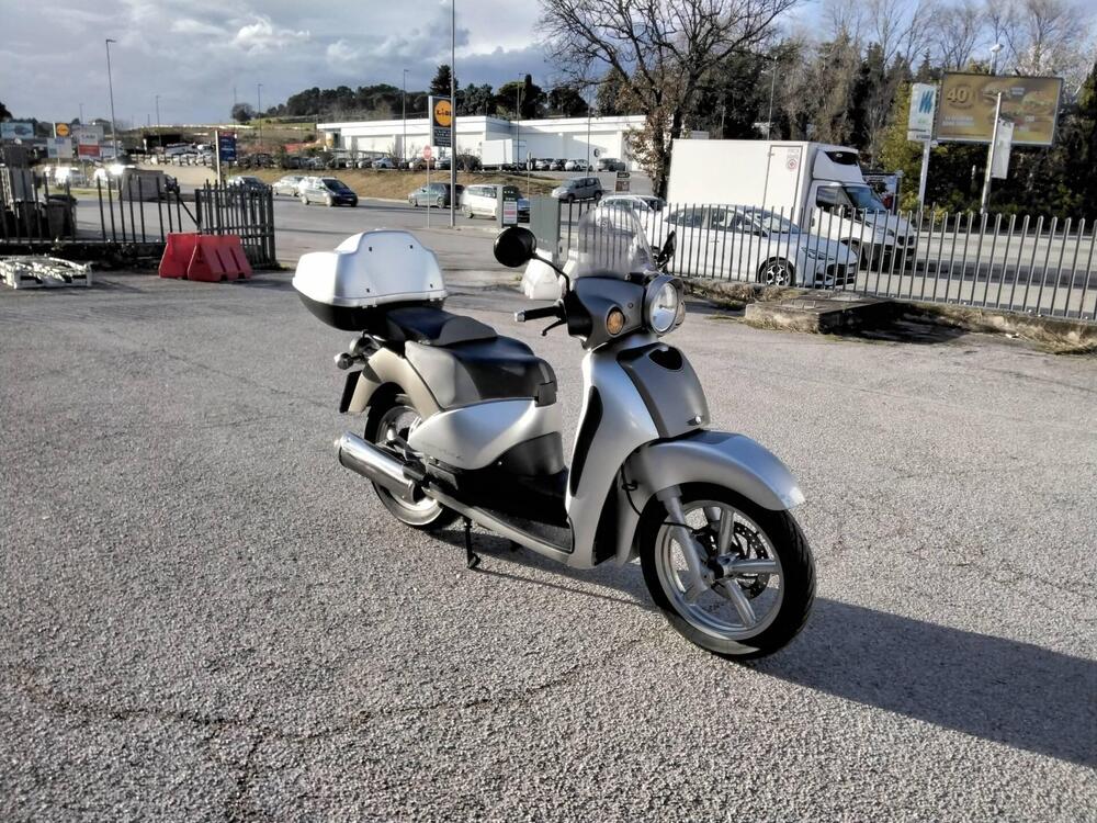 Aprilia Scarabeo 200 GT (2002 - 04) (5)