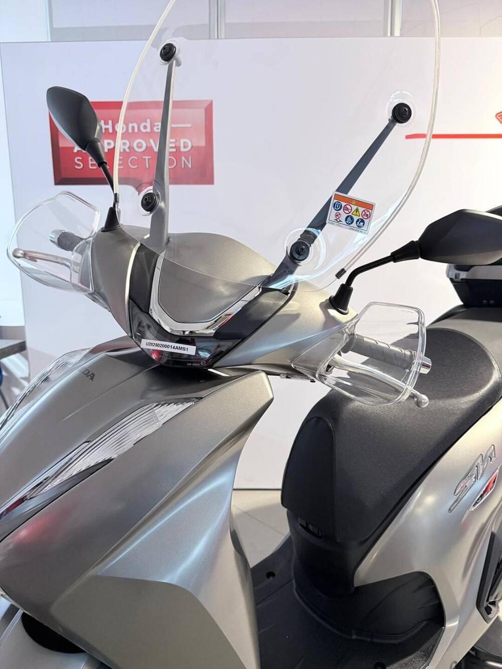 Honda SH 350 (2021 - 24) (7)