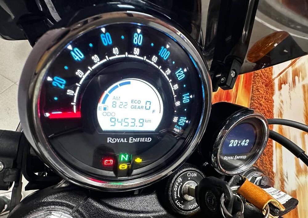 Royal Enfield Meteor 350 (2021 - 26) (4)