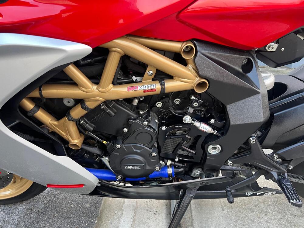 MV Agusta Superveloce 800 (2021 - 25) (13)