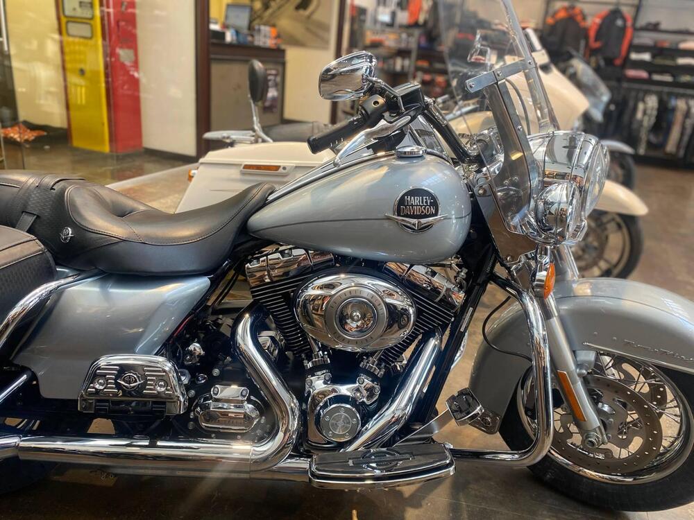 Harley-Davidson 1584 Road King Classic (2007 - 10) - FLHRC (8)