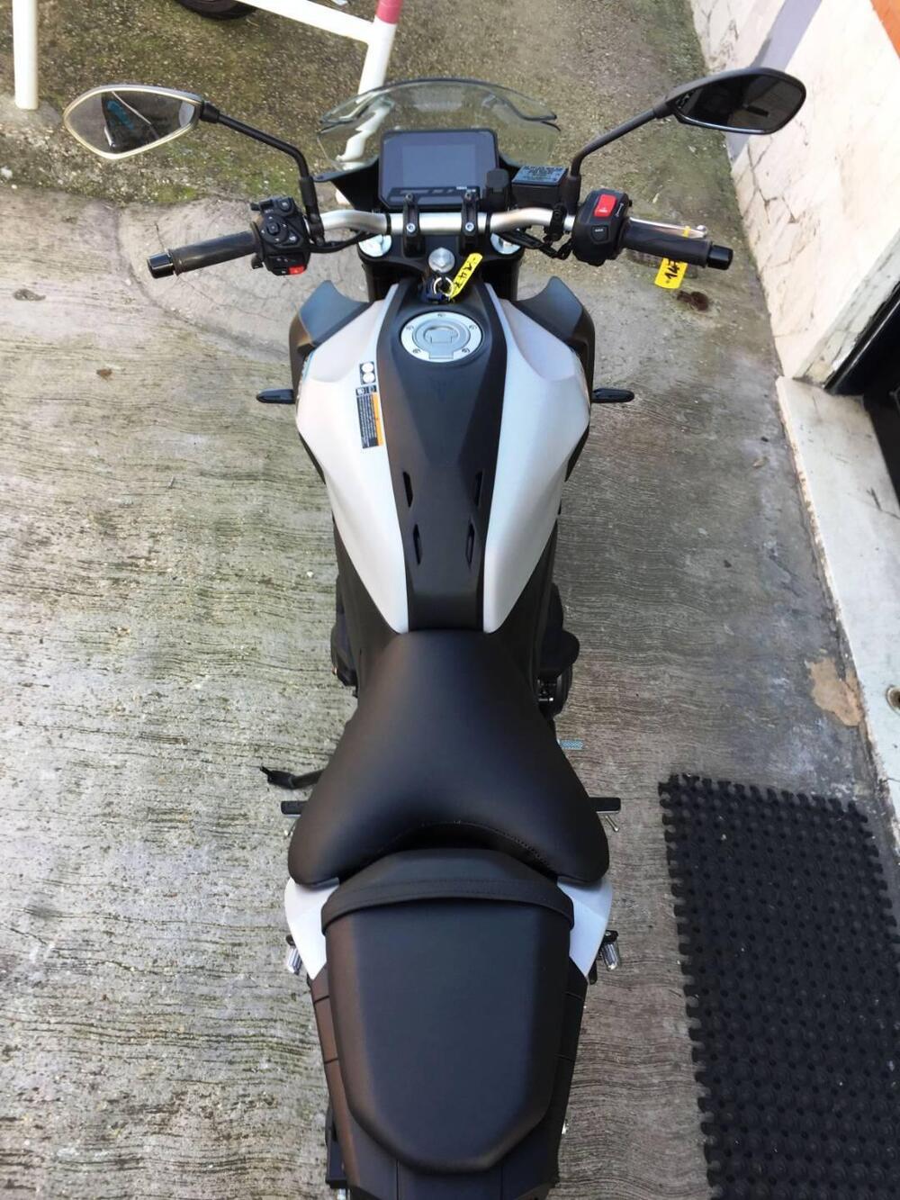 Yamaha MT-07 Y-AMT (2025 - 26) (9)