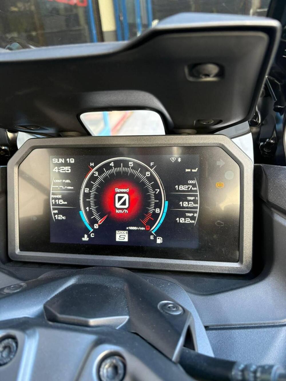 Yamaha T-Max 560 Tech Max (2022 - 24) (9)