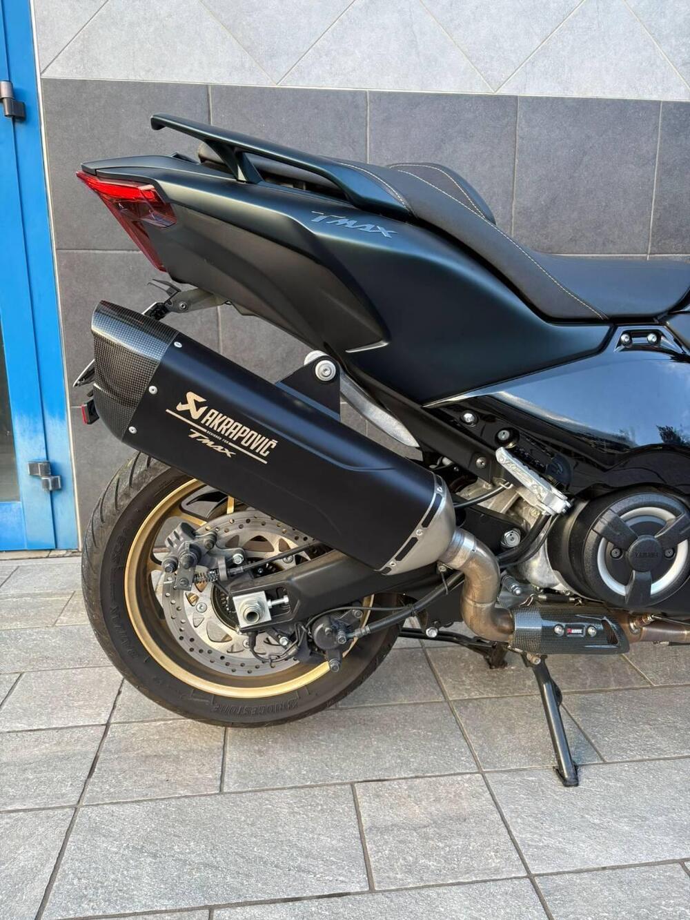 Yamaha T-Max 560 Tech Max (2022 - 24) (11)