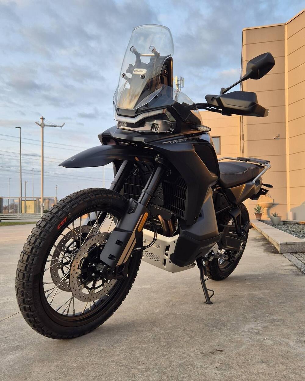 CFMOTO 800MT-X Low Seat (2025 - 26) (3)