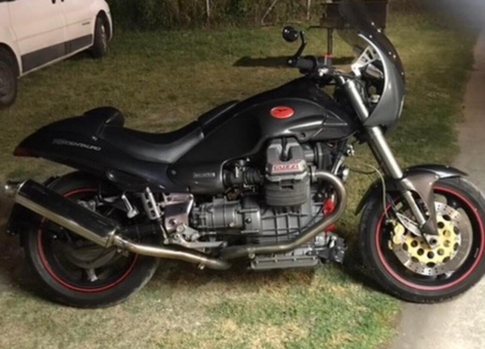 Moto Guzzi V10 Centauro