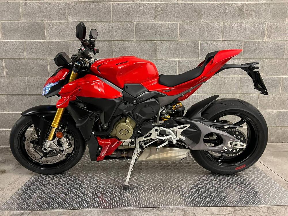 Ducati Streetfighter V4 S (2025 - 26) (4)