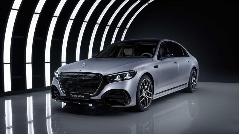 Mercedes Classe S: con il nuovo restyling batte ancora il V8 | Il lusso che anticipa il futuro [VIDEO]