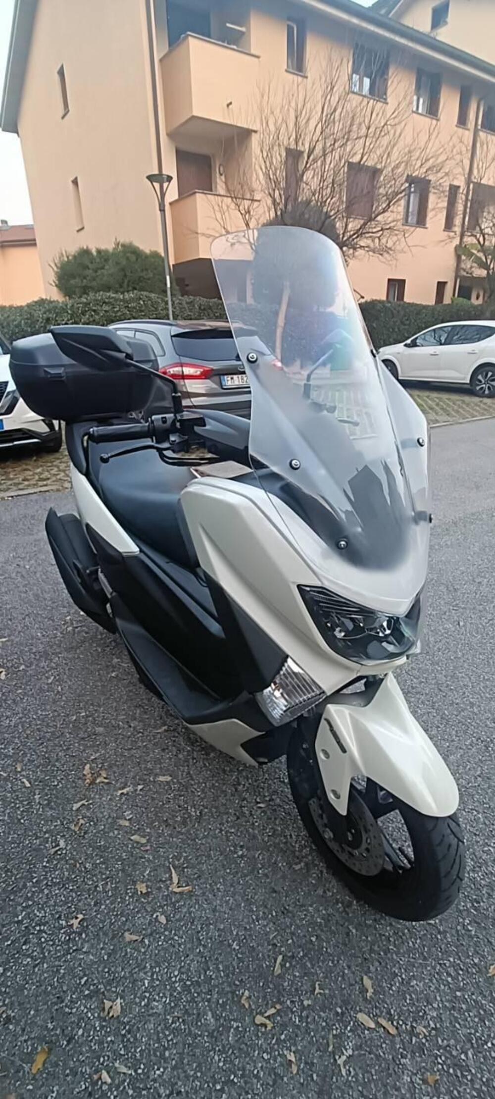 Yamaha N-Max 125 (2017 - 20) (2)