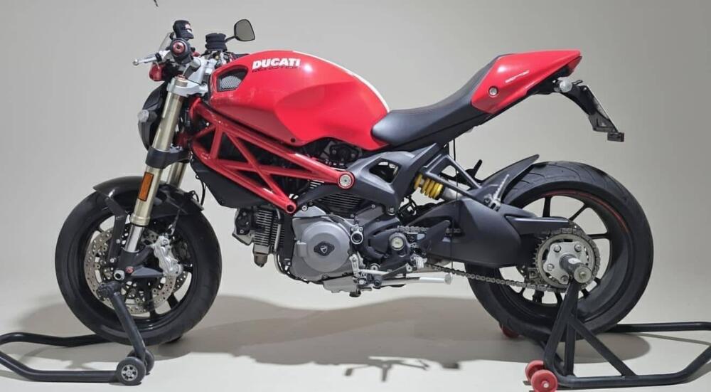 Ducati Monster 1100 (2009 -10)