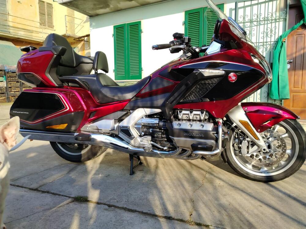 Honda GL 1800 Gold Wing DCT Tour (2020) (3)