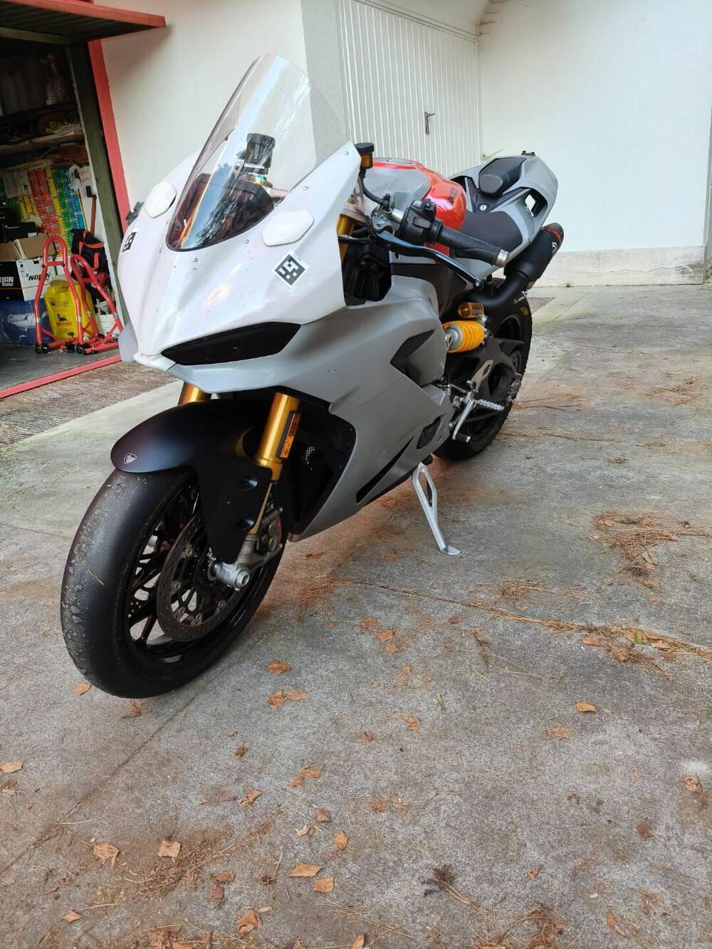 Ducati Panigale V2 S (2025 - 26) (2)