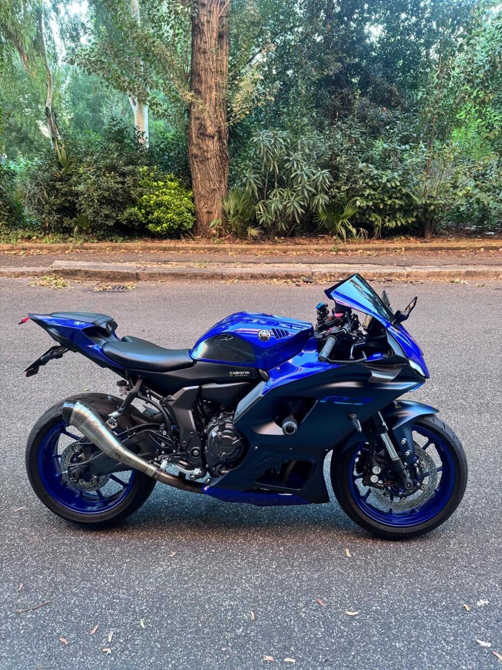Yamaha YZF R7 (2021 - 25) (8)