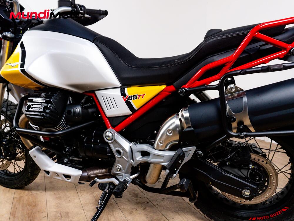 Moto Guzzi V85 TT (2024 - 26) (10)