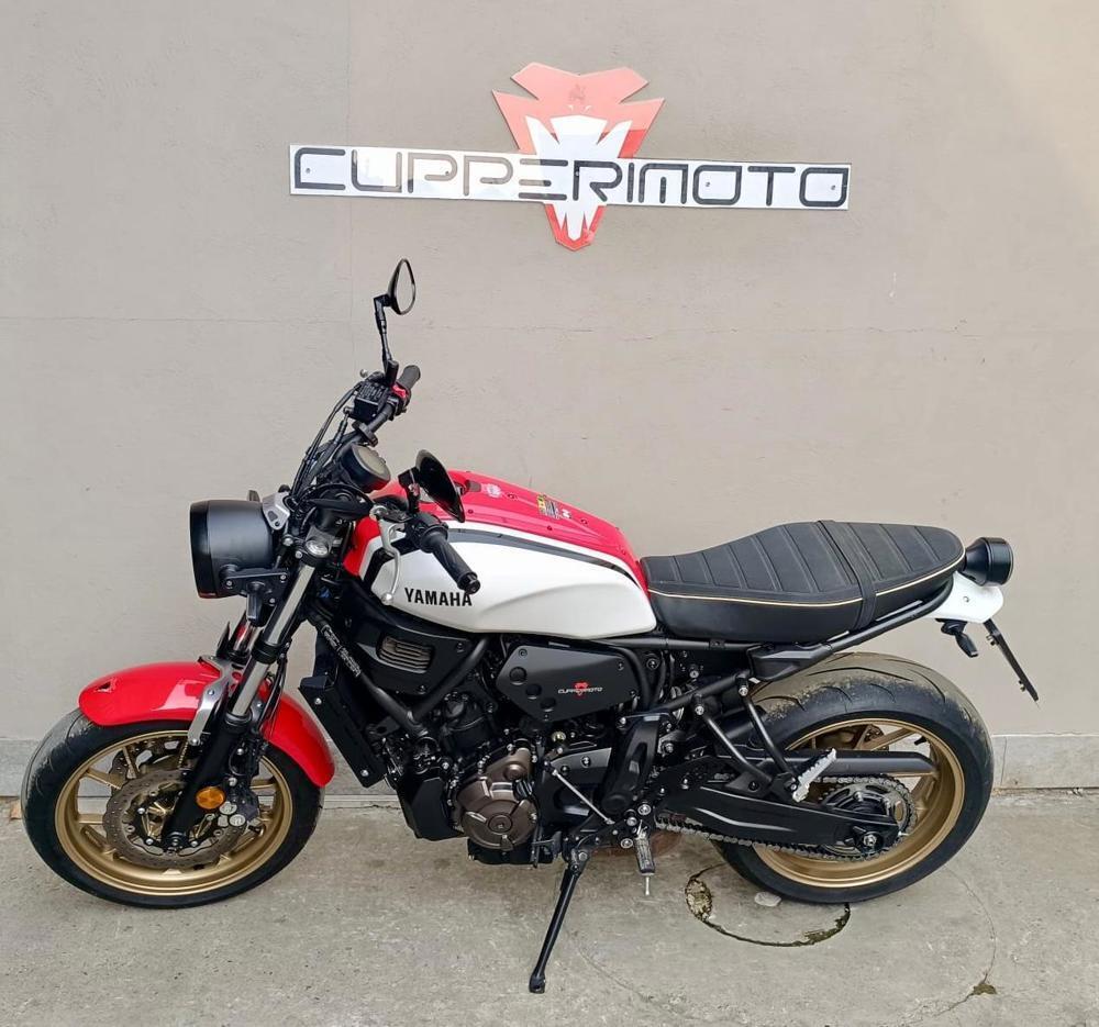 Yamaha XSR 700 (2021) (2)