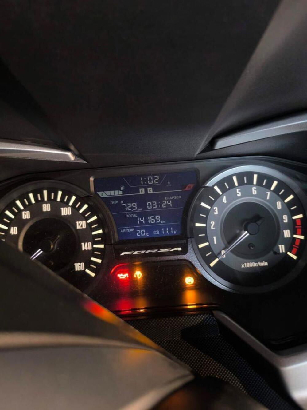 Honda Forza 300 ABS (2018 - 20) (4)