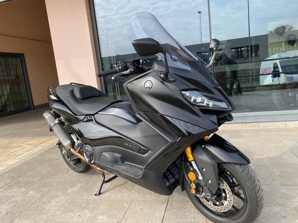 Yamaha T-Max 560 Tech Max (2022 - 24) (2)