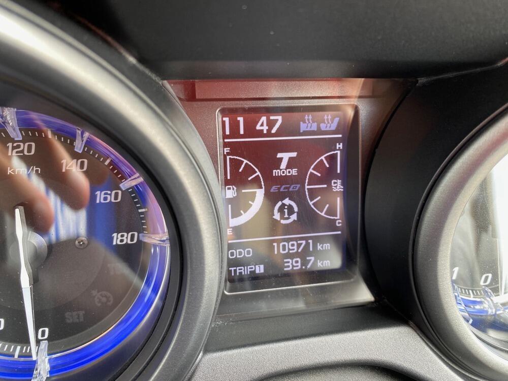 Yamaha T-Max 560 20° anniversario (2021) (7)
