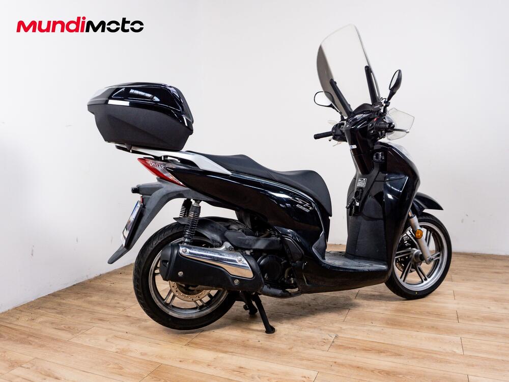 Honda SH 300 i ABS (2013 - 14) (3)