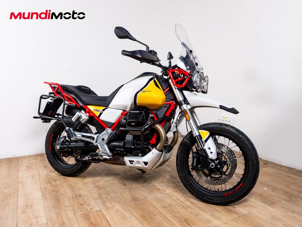 Moto Guzzi V85 TT (2024 - 26) (2)